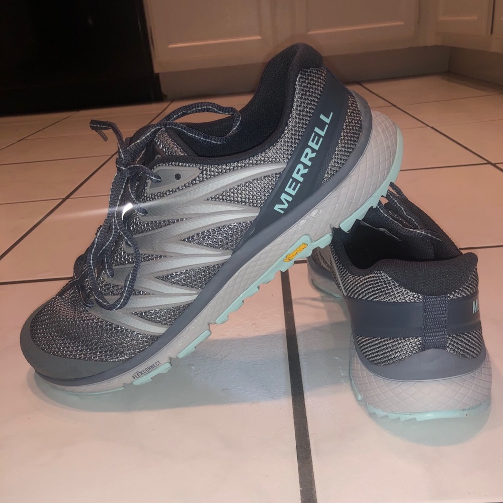 Merrell Bare Access XTR women running shoes size 9